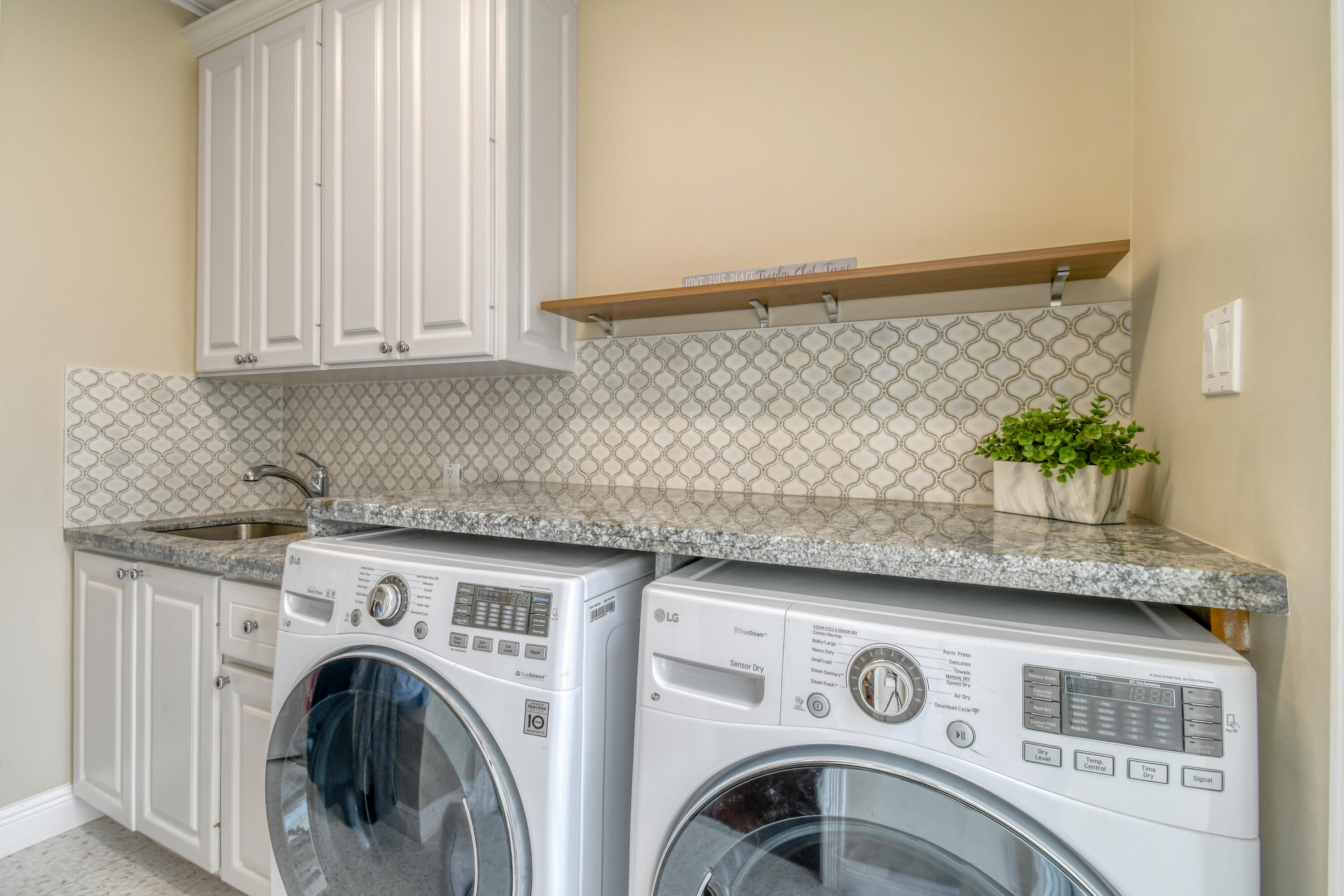 143 Florence Drive Jupiter, FL 33458 - Photo 52 of 74 DSC_5185