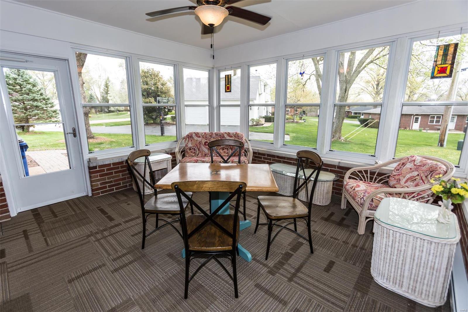 1340 Bansbach Road St. Louis, MO 63131 - Photo 22 of 34 Gallery Image 22