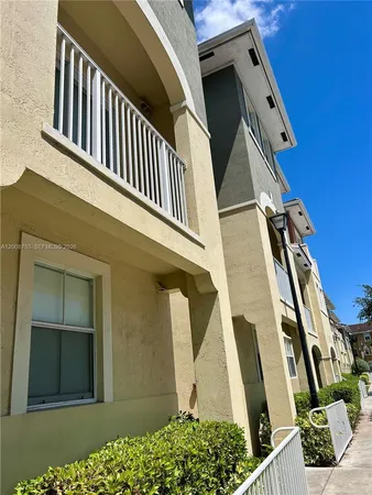 $2,750 | 10870 Northwest 88th Terrace, Unit 225, Doral, FL 33178