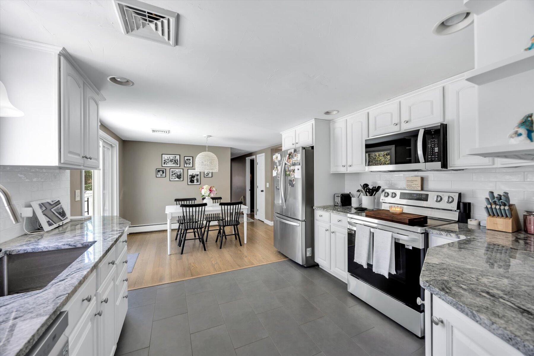 10 Guild Road Forestdale, MA 02644 - Photo 9 of 46 26-889A2037