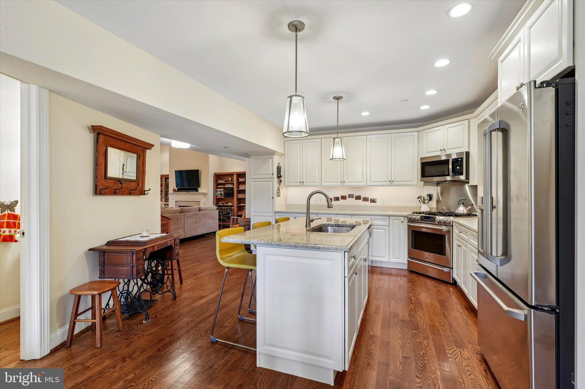 200 Price, Unit 2 Narberth, PA 19072 - Photo 16 of 36 Eat In Kitchen