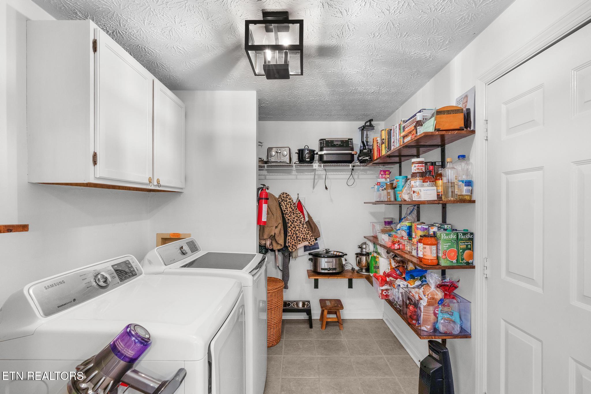 805 Tree Trunk Road Knoxville, TN 37934 - Photo 13 of 44 Laundry Room w/Pantry