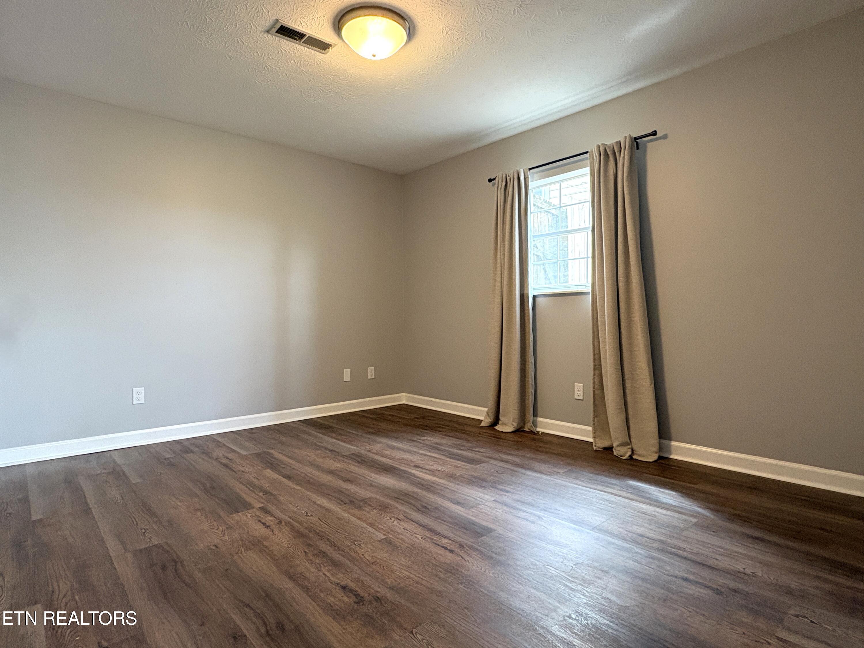 805 Tree Trunk Road Knoxville, TN 37934 - Photo 30 of 44 Bedroom or Office | Basement