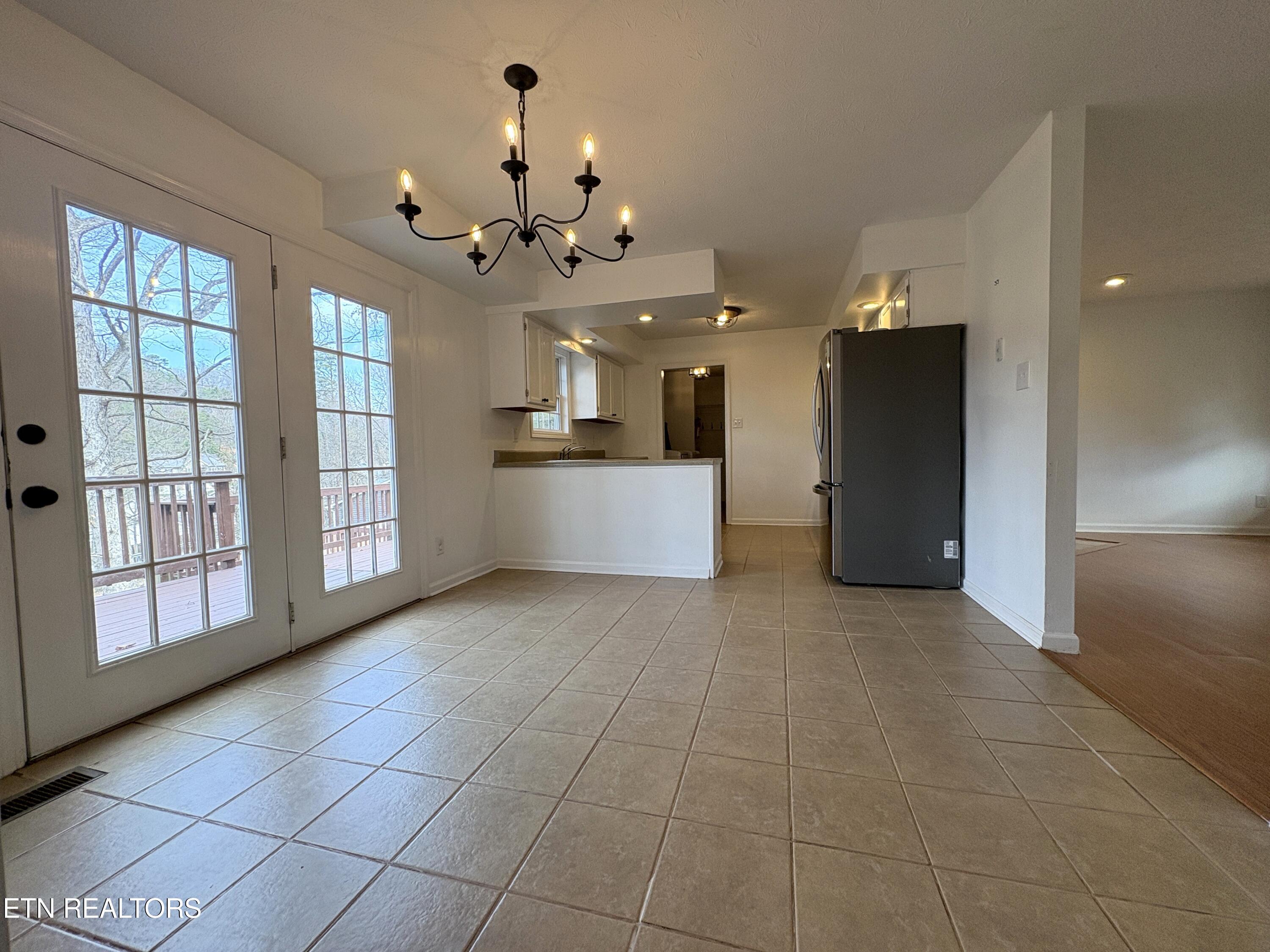 805 Tree Trunk Road Knoxville, TN 37934 - Photo 8 of 44 Eat-In Kitchen