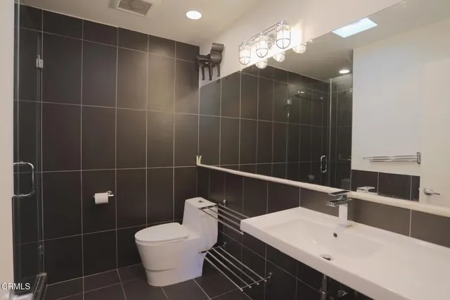 $720,000 | 382 East California Boulevard, Unit 308, Pasadena, CA 91106