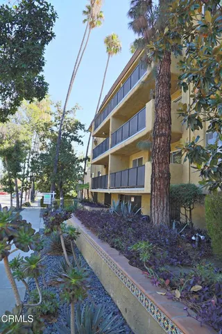 $720,000 | 382 East California Boulevard, Unit 308, Pasadena, CA 91106