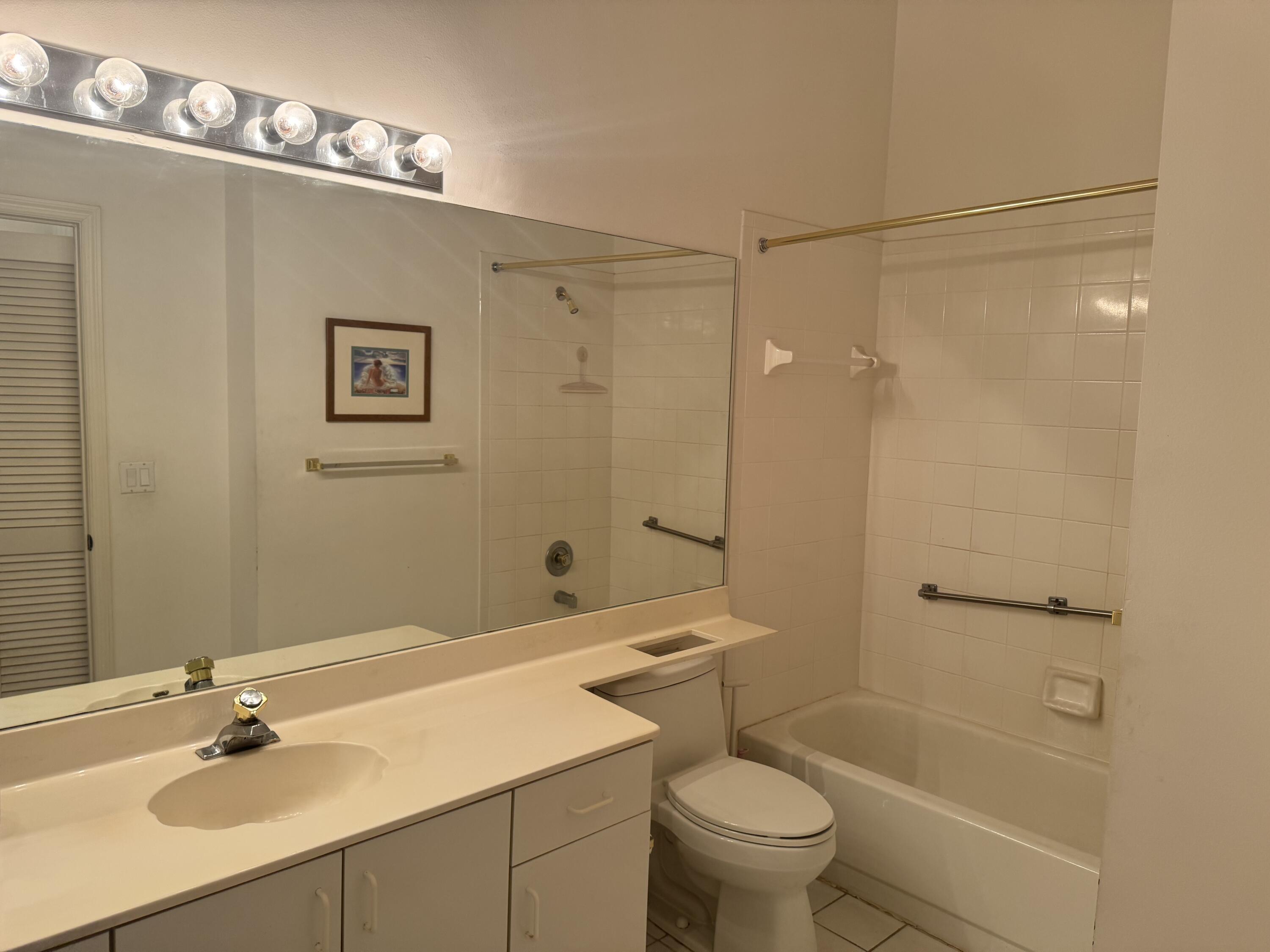 9818 Malvern Drive Fort Lauderdale, FL 33321 - Photo 21 of 26 IMG_5462