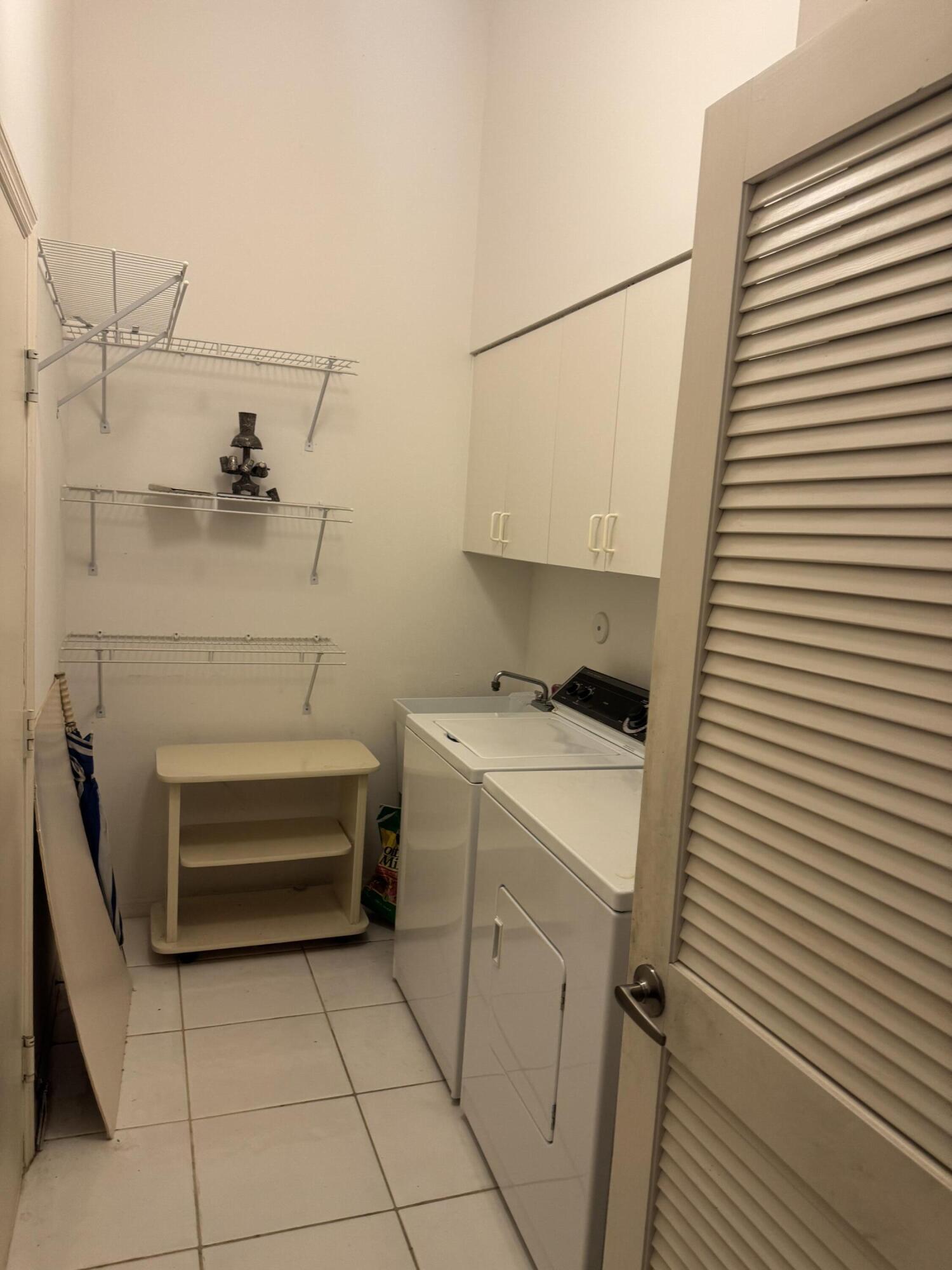 9818 Malvern Drive Fort Lauderdale, FL 33321 - Photo 25 of 26 IMG_5474