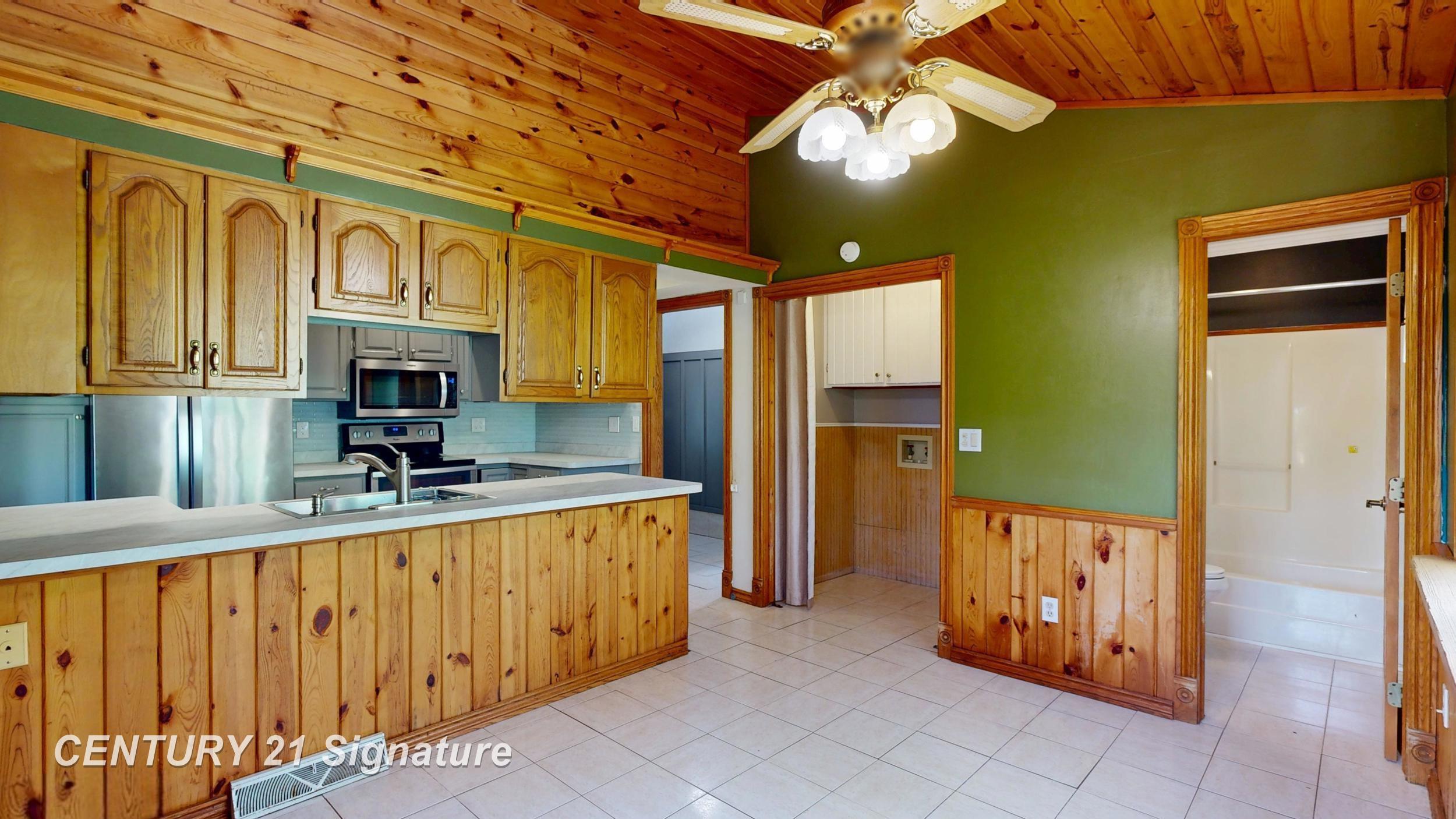 10021 North Clio Road Clio, MI 48420 - Photo 17 of 42