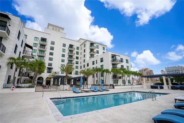 $2,850 | 1300 Ponce De Leon, Unit 1108, Coral Gables, FL 33134