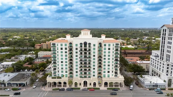 $2,850 | 1300 Ponce De Leon, Unit 1108, Coral Gables, FL 33134