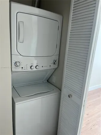 $2,850 | 1300 Ponce De Leon, Unit 1108, Coral Gables, FL 33134