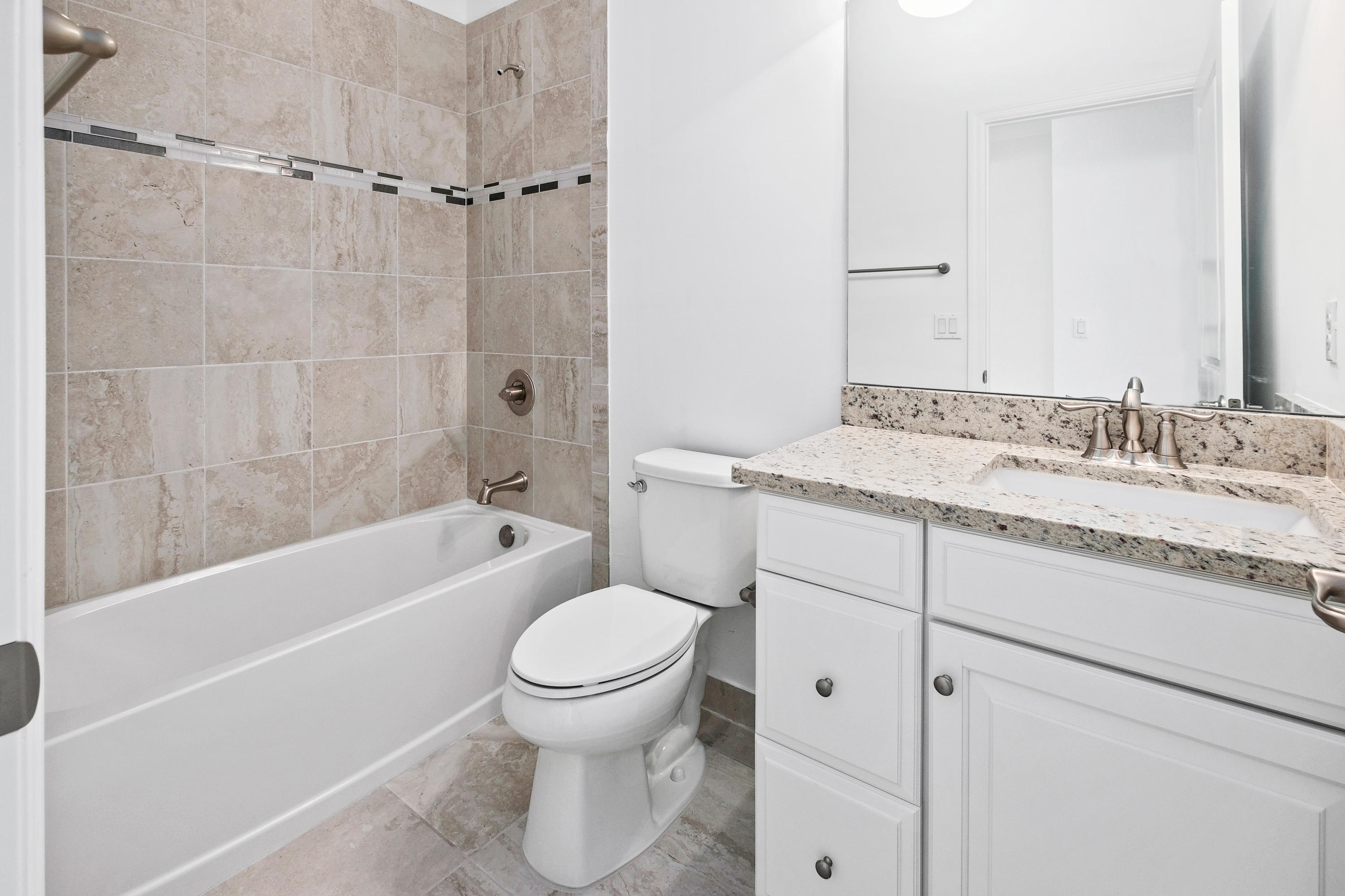 4823 Southwest Millbrook Lane Stuart, FL 34997 - Photo 14 of 20 Bath