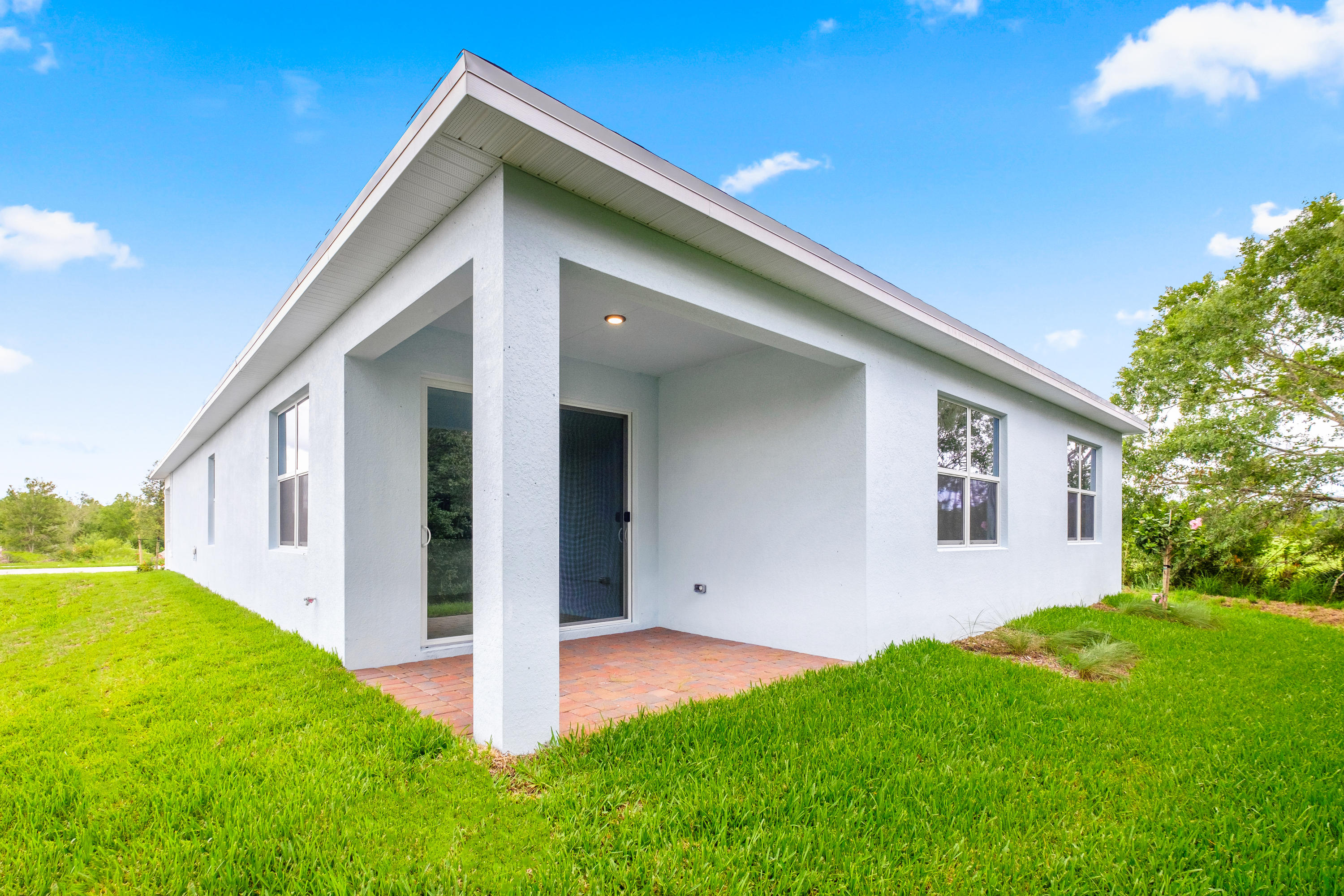 4823 Southwest Millbrook Lane Stuart, FL 34997 - Photo 15 of 20 Lanai