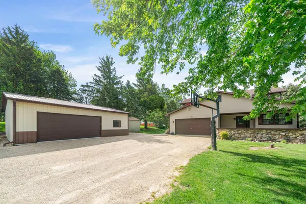 $435,000 | 913 Preserve Road, Shabbona, IL 60550