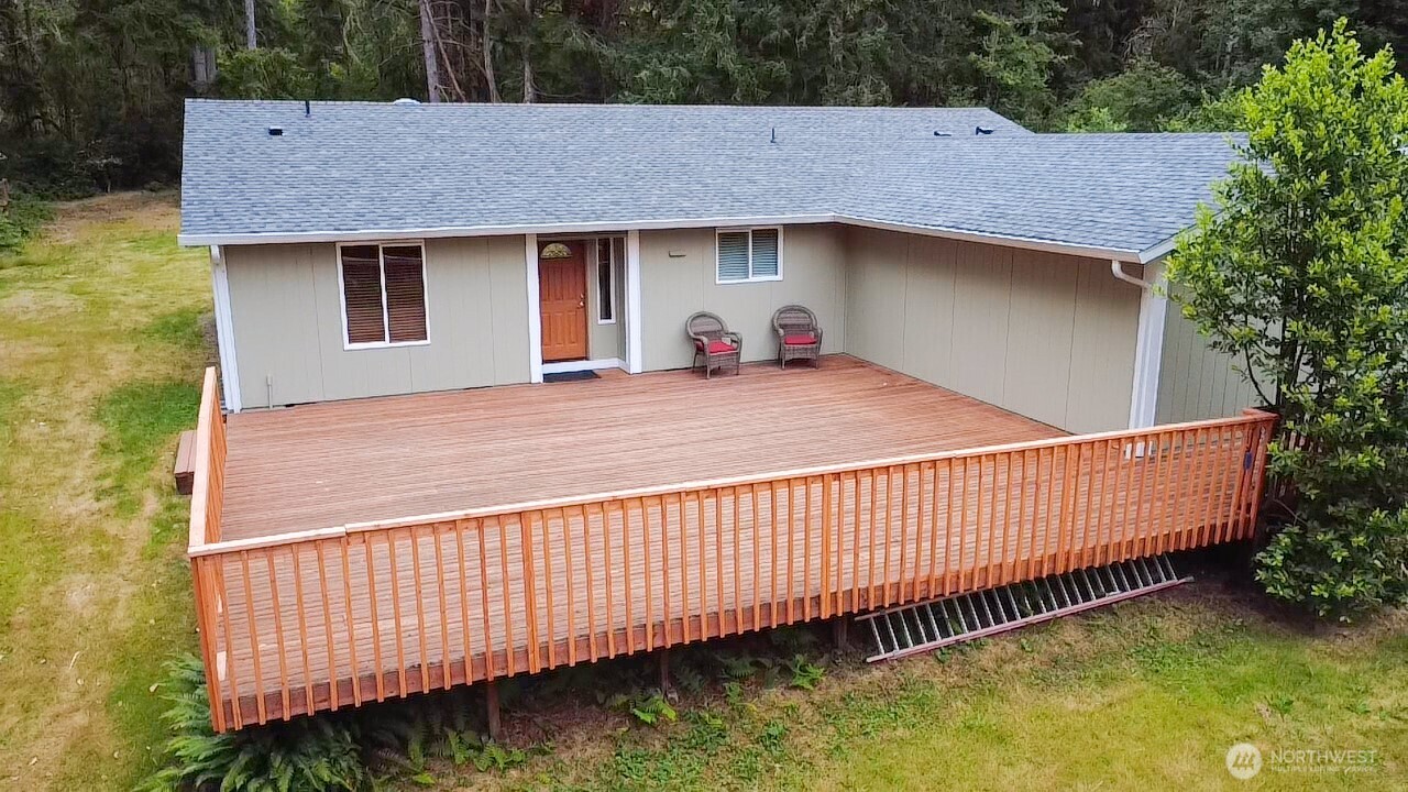 8910 Hunter Point Road Northwest Olympia, WA 98502 - Photo 2 of 38