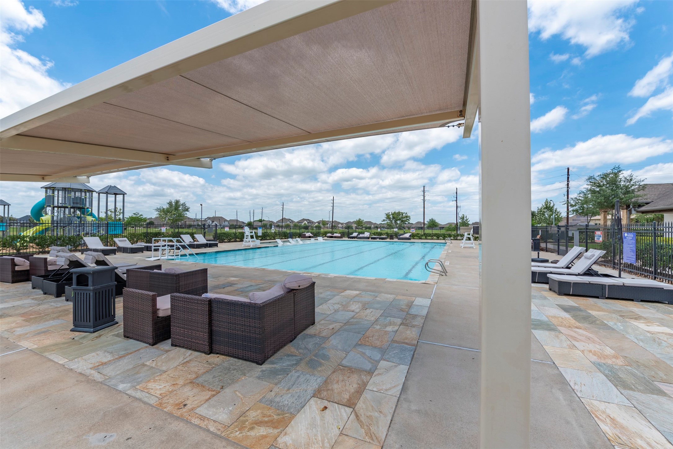 4802 Gingerwood Trace Lane Rosharon, TX 77583 - Photo 41 of 43 Very easy access to community pool