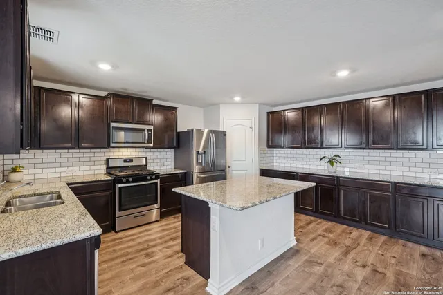 $317,000 | 915 Red Merganser, San Antonio, TX 78253