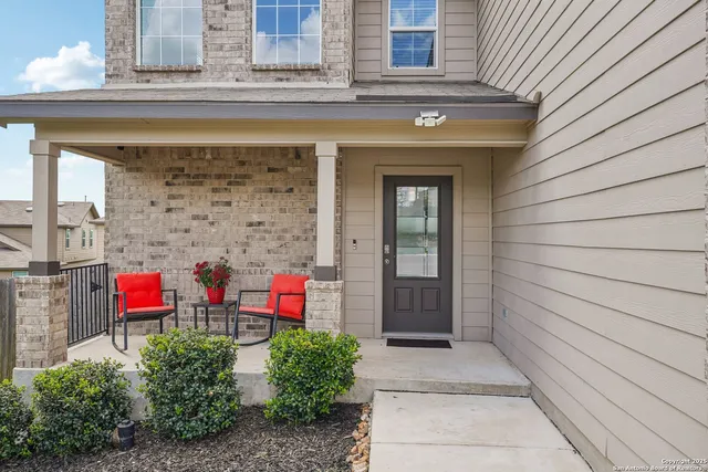 $300,000 | 915 Red Merganser, San Antonio, TX 78253