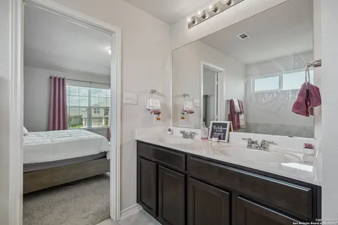 a view of workspace with windows