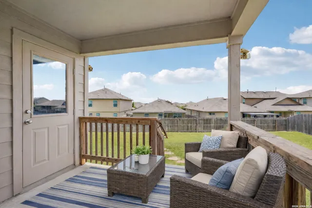 $300,000 | 915 Red Merganser, San Antonio, TX 78253