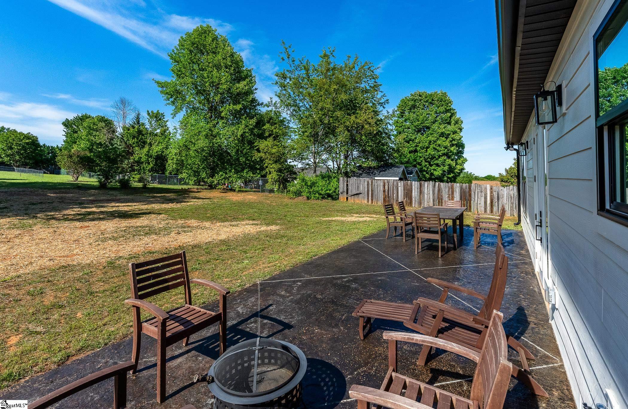 1444 Roddy Road Campobello, SC 29322 - Photo 25 of 27