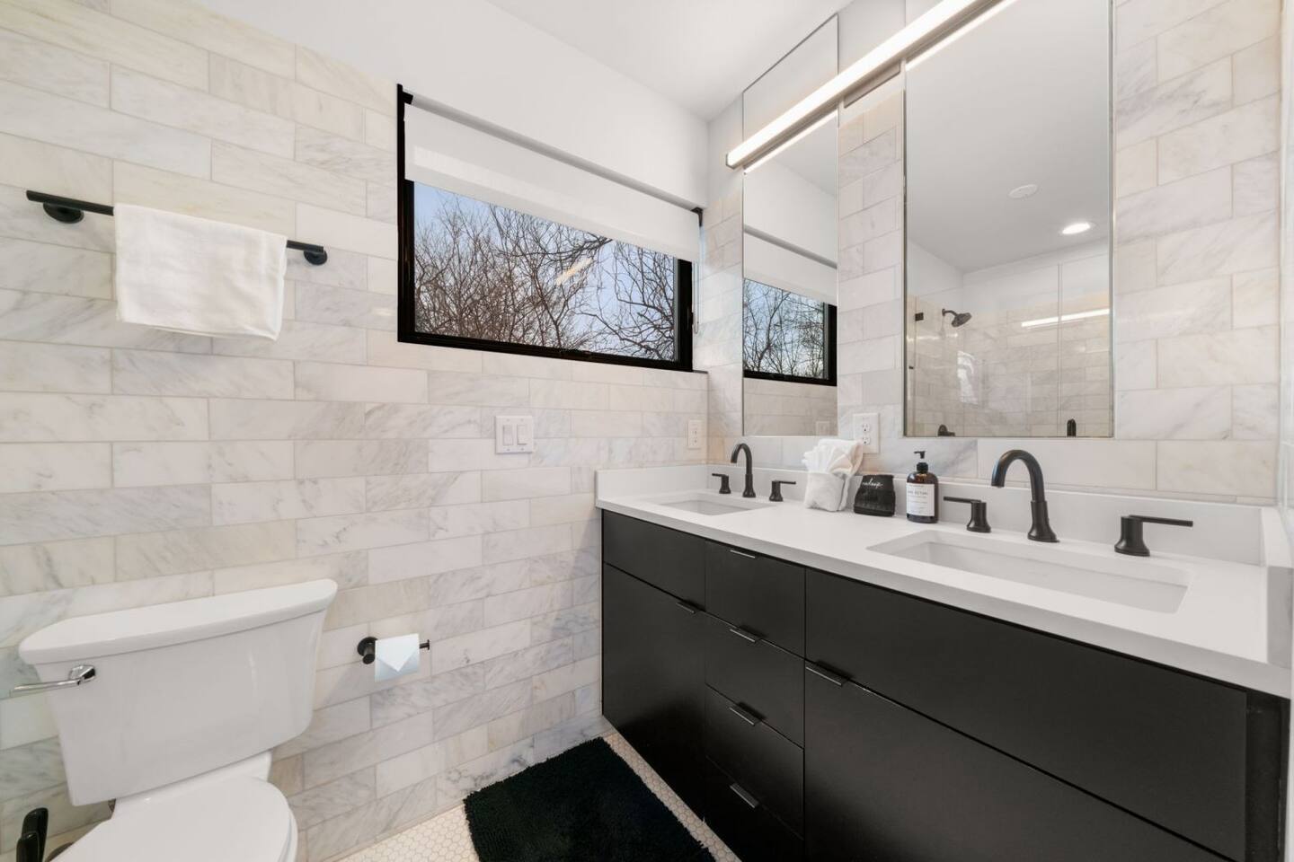 2311 East 8th Street, Unit 2 Austin, TX 78702 - Photo 15 of 37