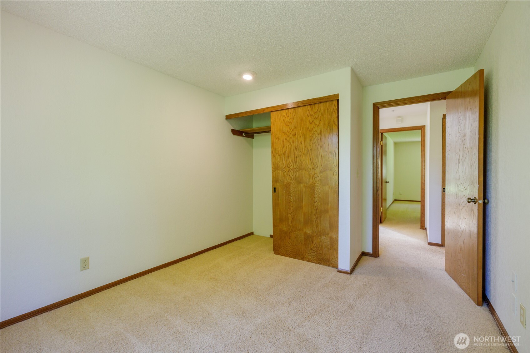 3115 Friendly Grove Road Northeast Olympia, WA 98506 - Photo 16 of 34 Gallery Image 16