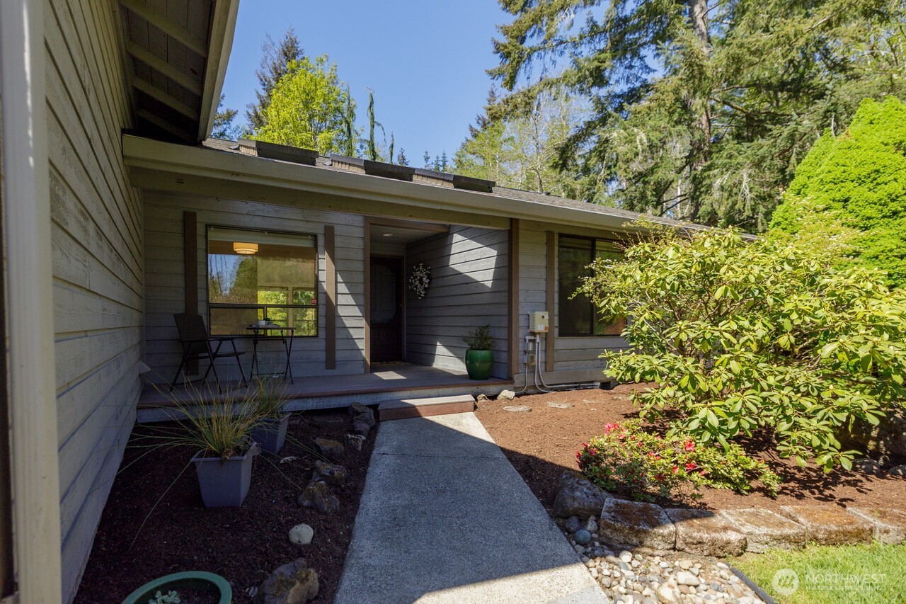 3115 Friendly Grove Road Northeast Olympia, WA 98506 - Photo 2 of 34 Gallery Image 2