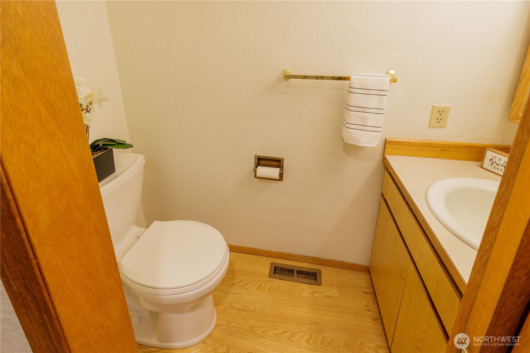 3115 Friendly Grove Road Northeast Olympia, WA 98506 - Photo 21 of 34 Gallery Image 21
