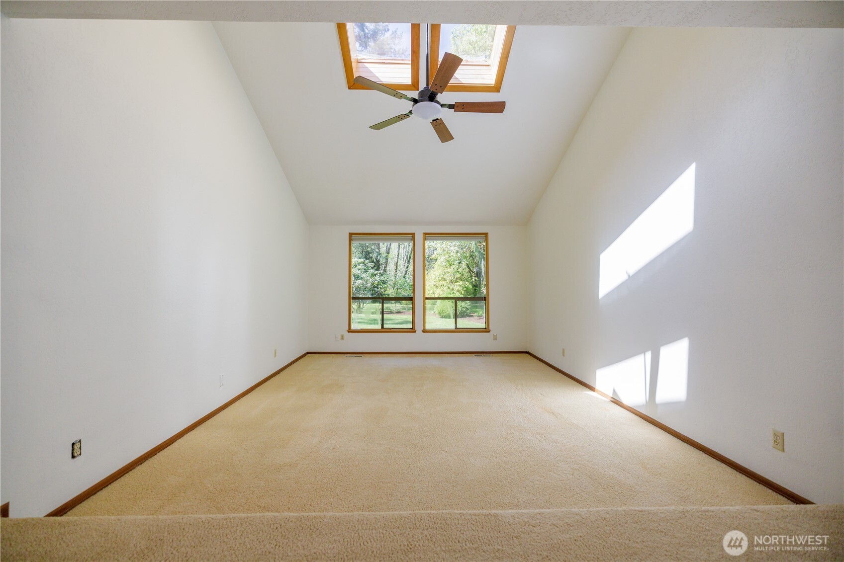 3115 Friendly Grove Road Northeast Olympia, WA 98506 - Photo 6 of 34 Gallery Image 6
