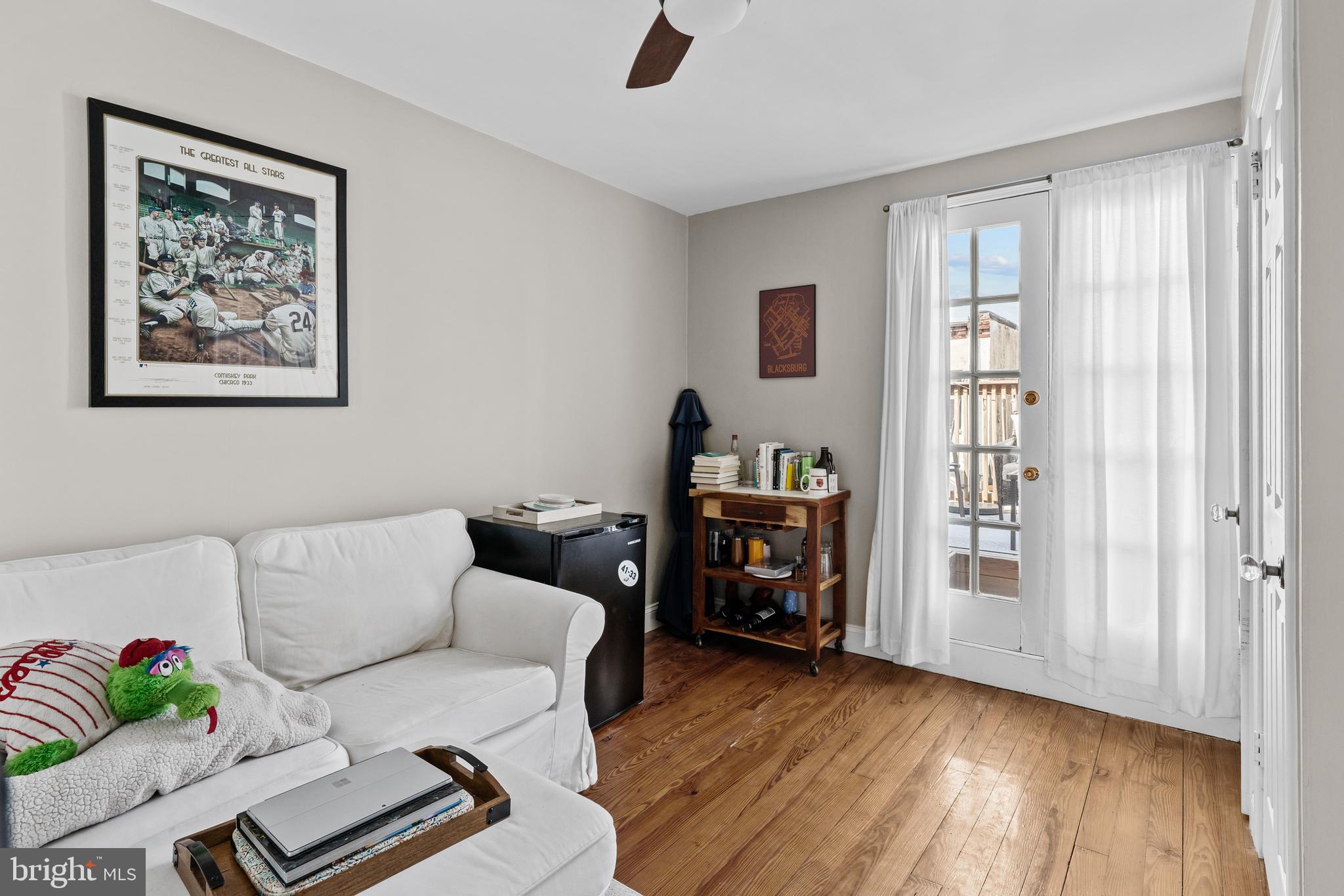 738 South Mildred Street Philadelphia, PA 19147 - Photo 17 of 22 3rd floor used as additional living space