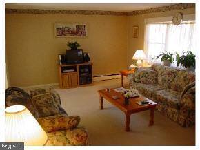 377 Luane Road West Toms River, NJ 08755 - Photo 4 of 8 Gallery Image 4