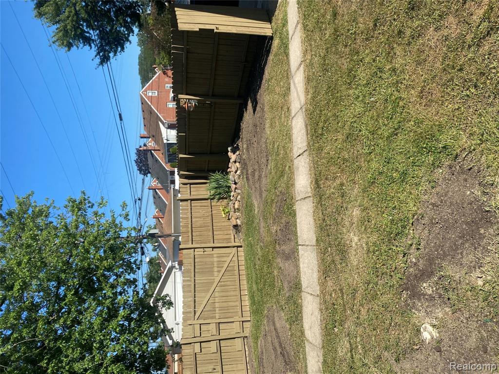 13631 Rosedale Street Southgate, MI 48195 - Photo 17 of 19