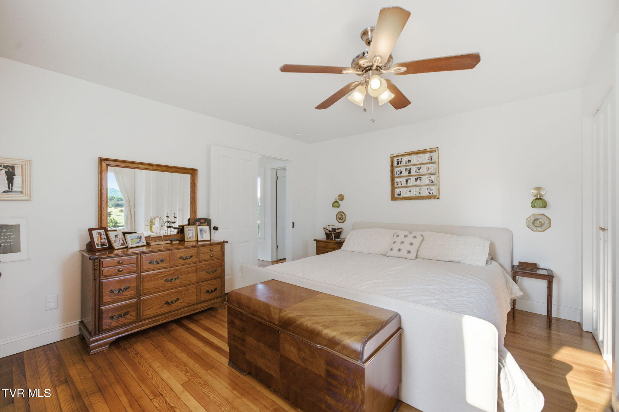 250 5 Oaks Road Jonesborough, TN 37659 - Photo 35 of 48 29-web-or-mls-030_DSC05073