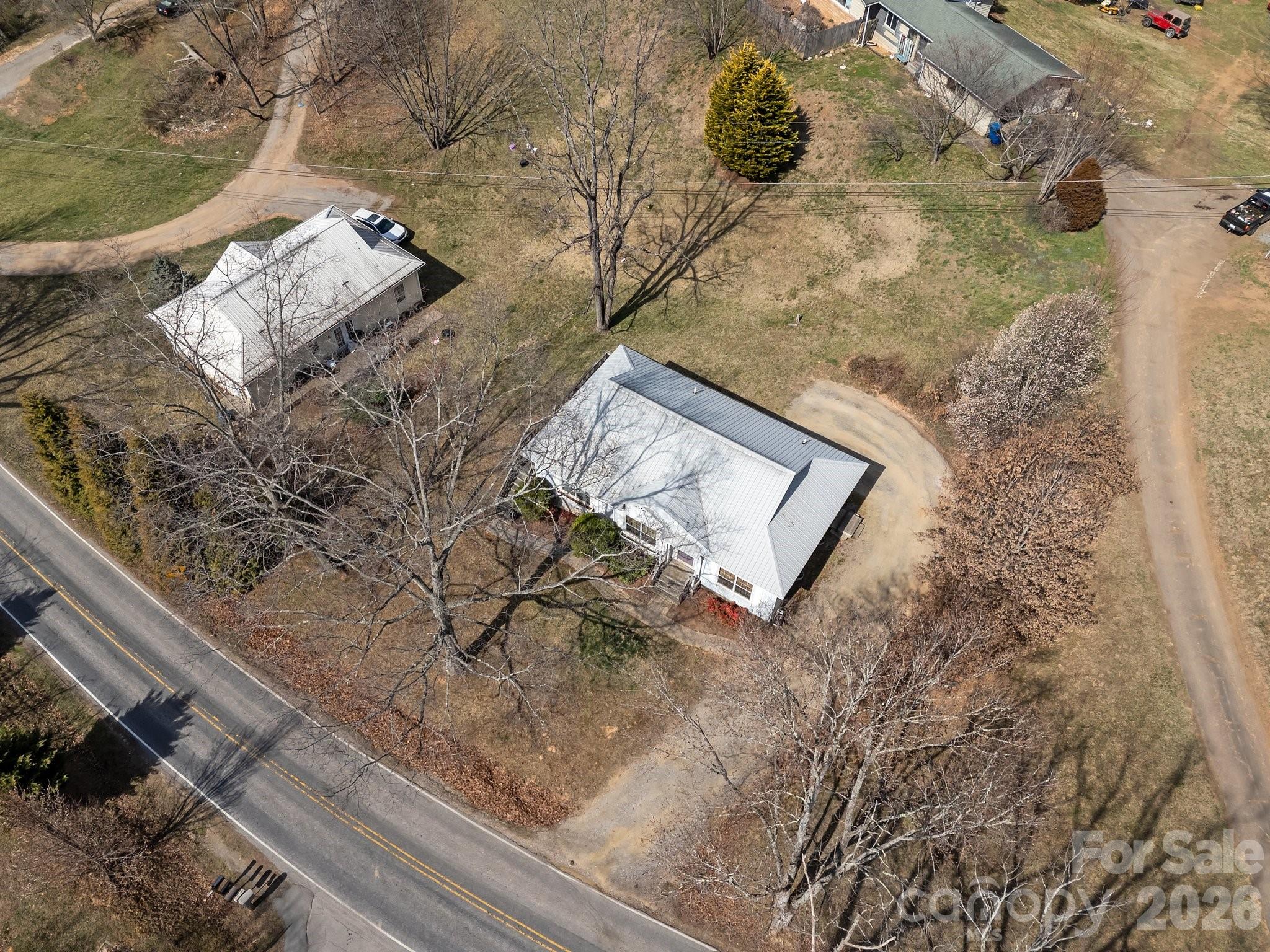233 Thompson Cv Road Clyde, NC 28721 - Photo 4 of 24 a picture of a bench in a book