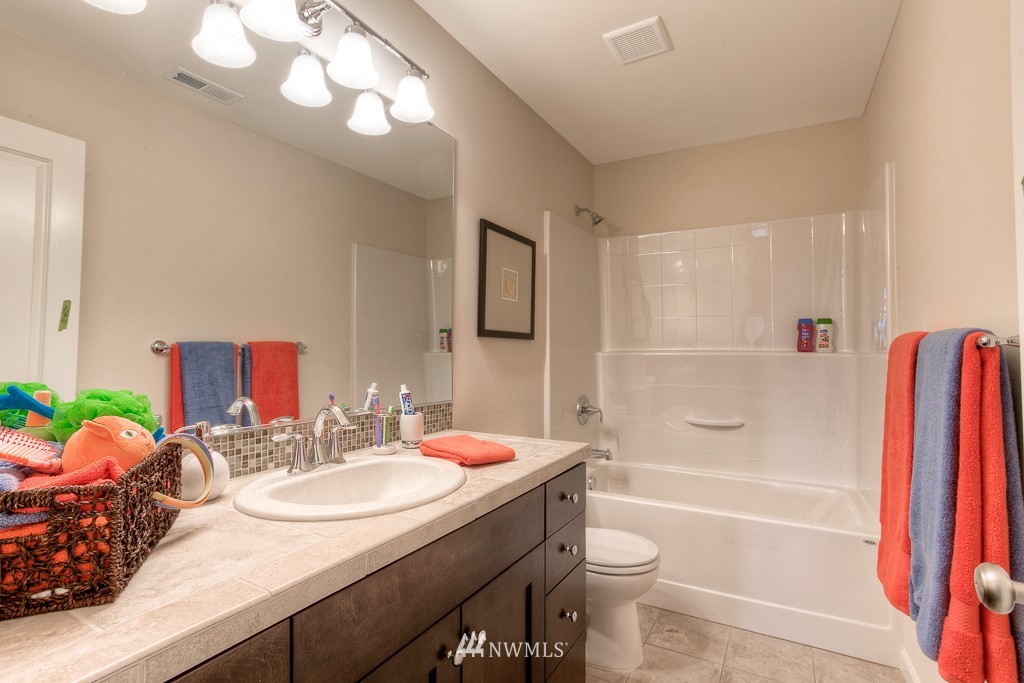 17813 Southeast 188th Place, Unit 22 Renton, WA 98058 - Photo 16 of 20 Gallery Image 16
