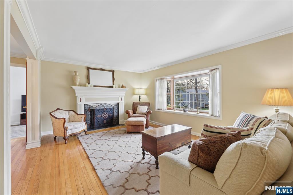 38 Madison Avenue Demarest, NJ 07627 - Photo 7 of 42