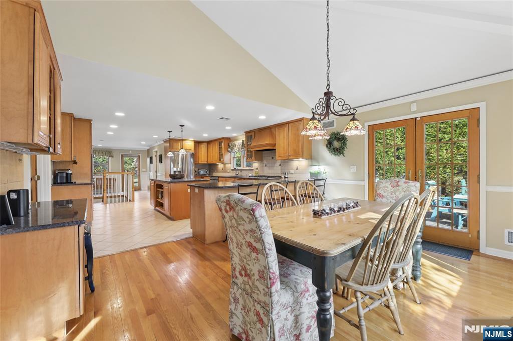 38 Madison Avenue Demarest, NJ 07627 - Photo 8 of 42