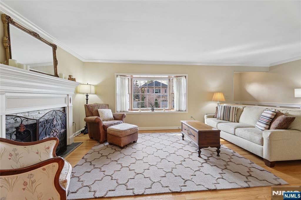 38 Madison Avenue Demarest, NJ 07627 - Photo 8 of 42