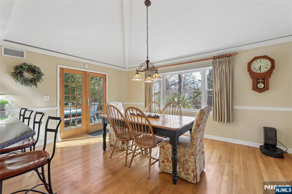 38 Madison Avenue Demarest, NJ 07627 - Photo 9 of 42