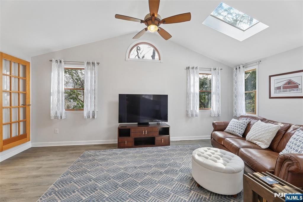 38 Madison Avenue Demarest, NJ 07627 - Photo 10 of 42
