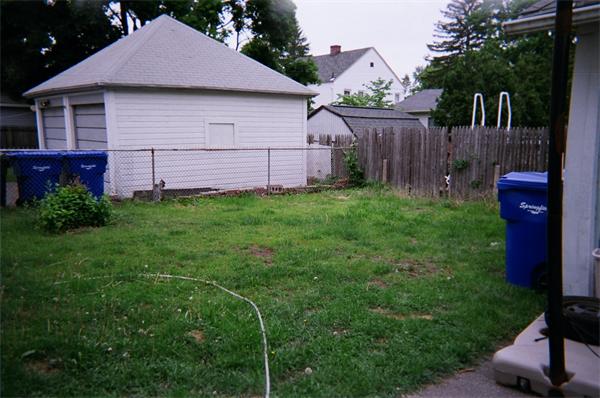 79-81 Ardmore Street Springfield, MA 01104 - Photo 4 of 7 Gallery Image 4
