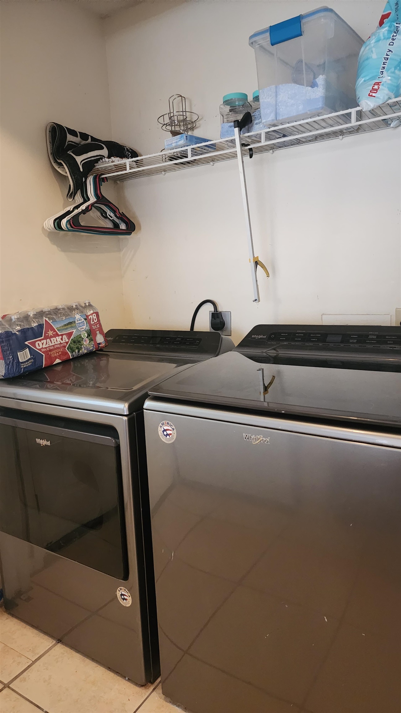 2638 Hawkins Mill Road Memphis, TN 38127 - Photo 12 of 13 Laundry area. Washer and Dryer stay.