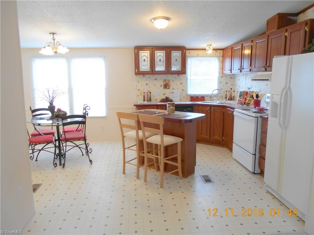 8930 Chipboard Road Rural Hall, NC 27045 - Photo 5 of 28
