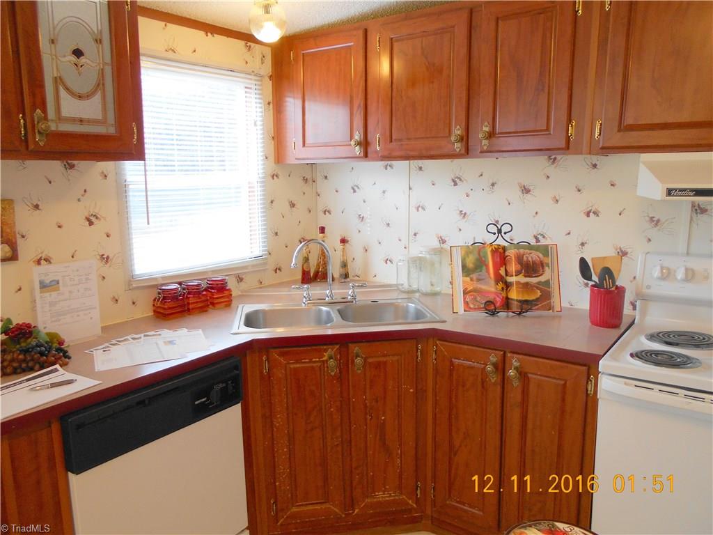 8930 Chipboard Road Rural Hall, NC 27045 - Photo 7 of 28