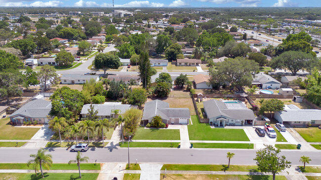 2879 Lancaster Road Melbourne, FL 32935 - Photo 22 of 28 a view of a city