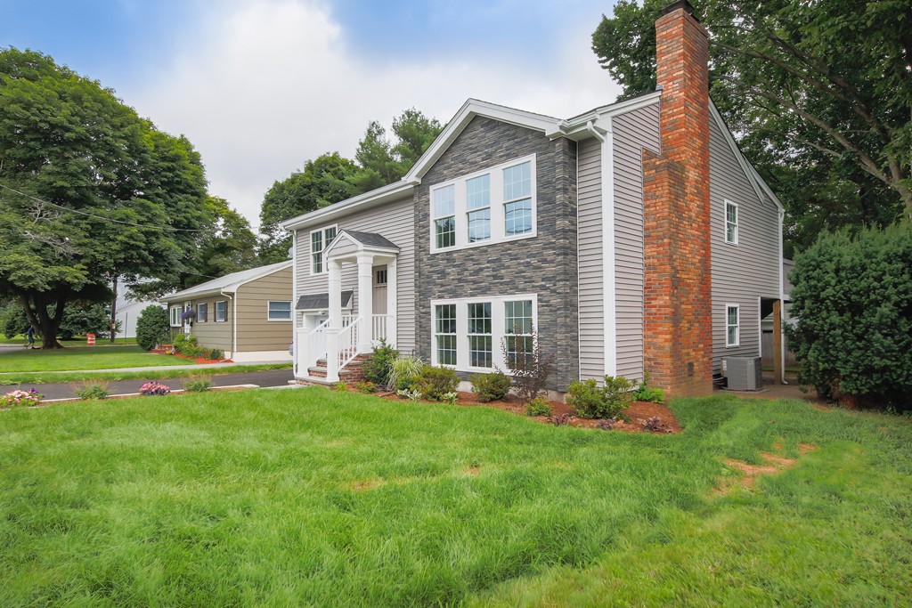178 Overlook Road Arlington, MA 02474 - Photo 4 of 30