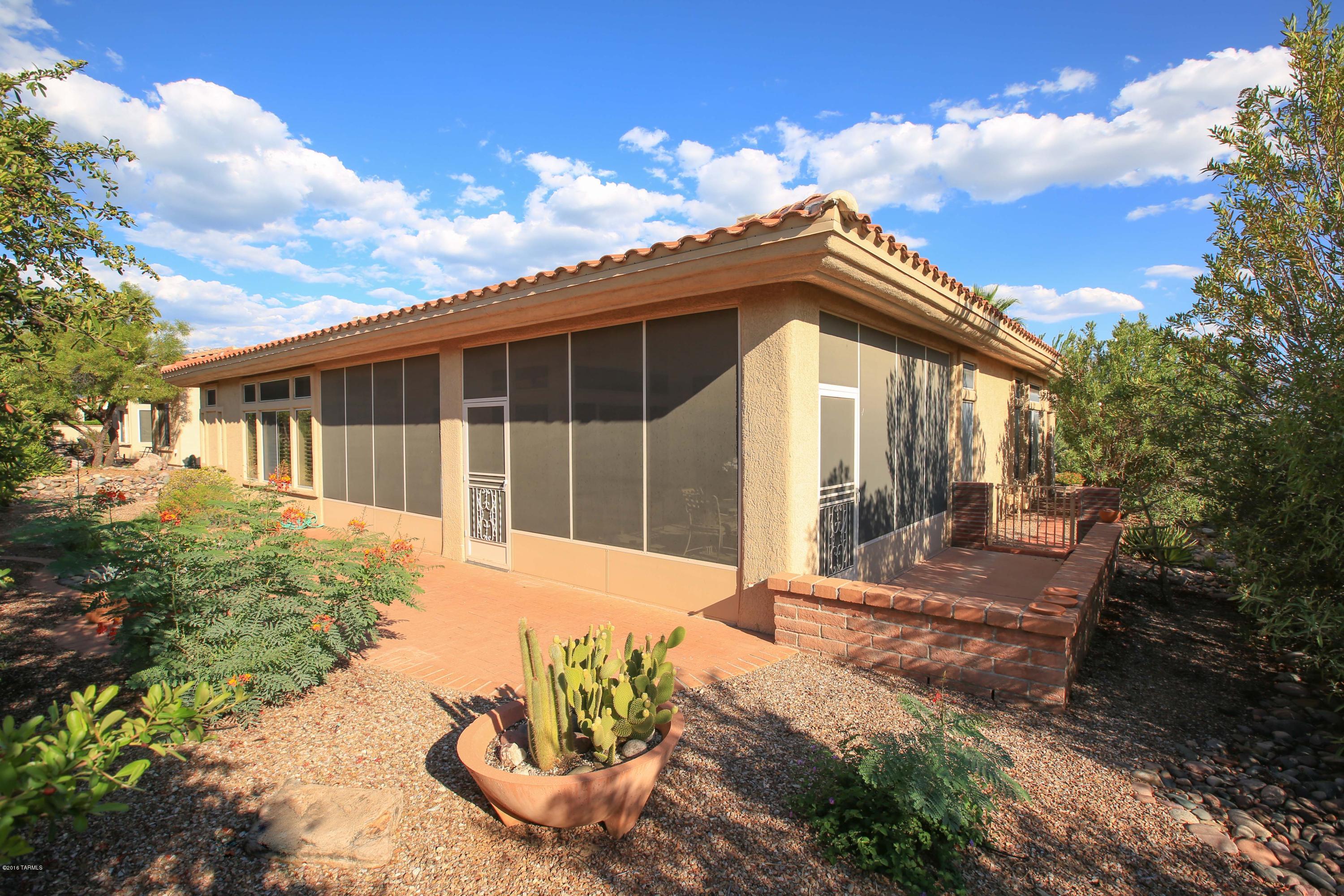 1285 East Royal Oak Road Oro Valley, AZ 85755 - Photo 19 of 34
