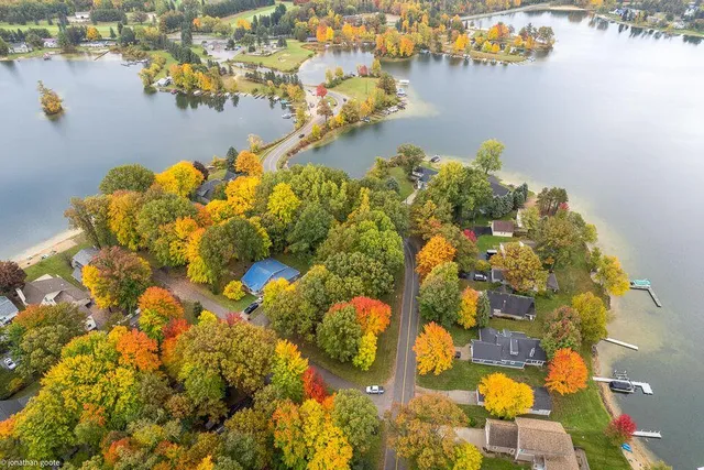 $58,900 | 8975 Whispering Lane, Unit 234235, Stanwood, MI 49346